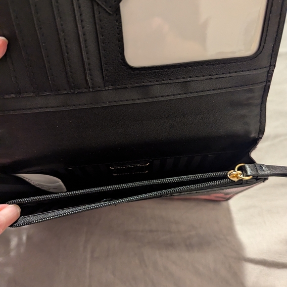 Wallet - Picture 3 of 3